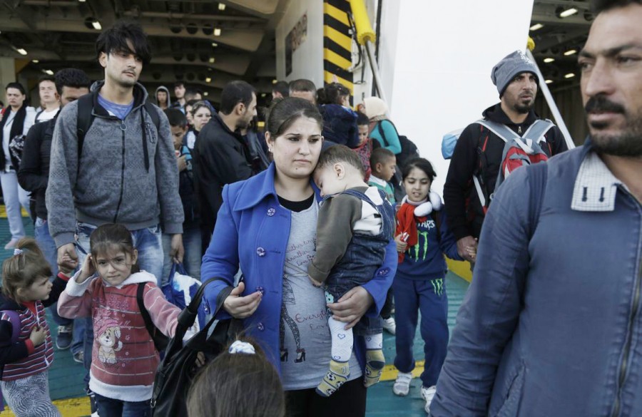Πρόσφυγες σε κίνδυνο & Ευρώπη  φρούριο