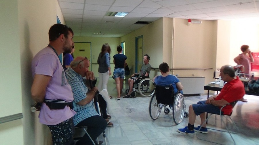 30 άτομα εξετάστηκαν δωρεάν από τρεις φυσιάτρους στη Χίο