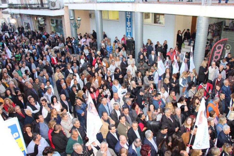 Πολίτες & απολίτικη στάση