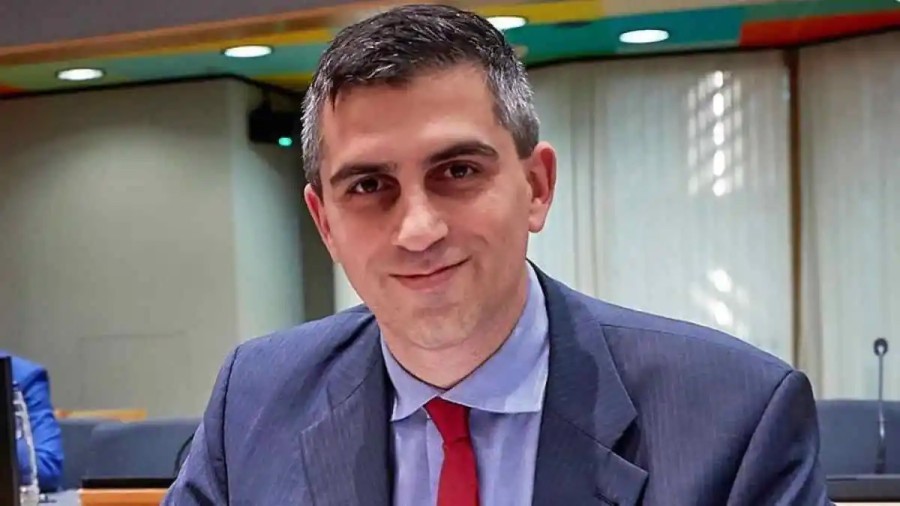 Στη Λέσβο ο υπουργός Υποδομών