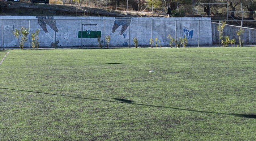 ΞΗΛΩΝΕΤΑΙ Ο ΤΑΠΗΤΑΣ