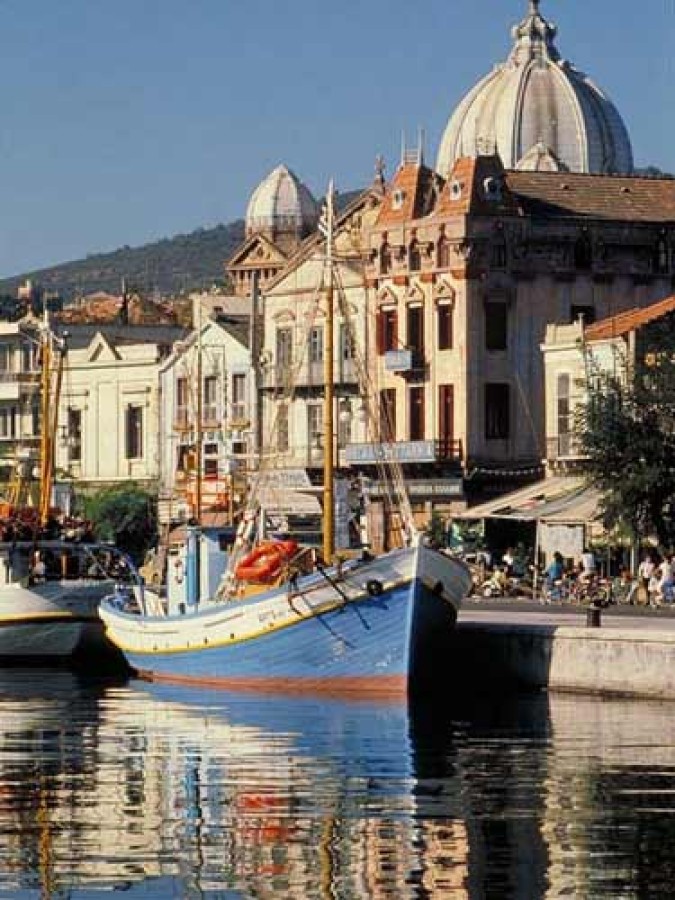 Όνειδος & δυσφήμιση για την πόλη η δυσοσμία