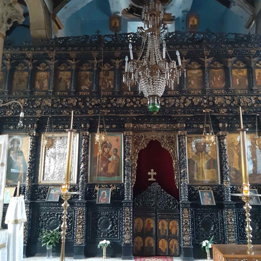 Ο ναός των Αγίων Θεοδώρων 