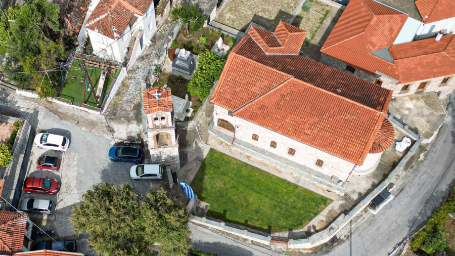 Στον Κάτω Χάλικα