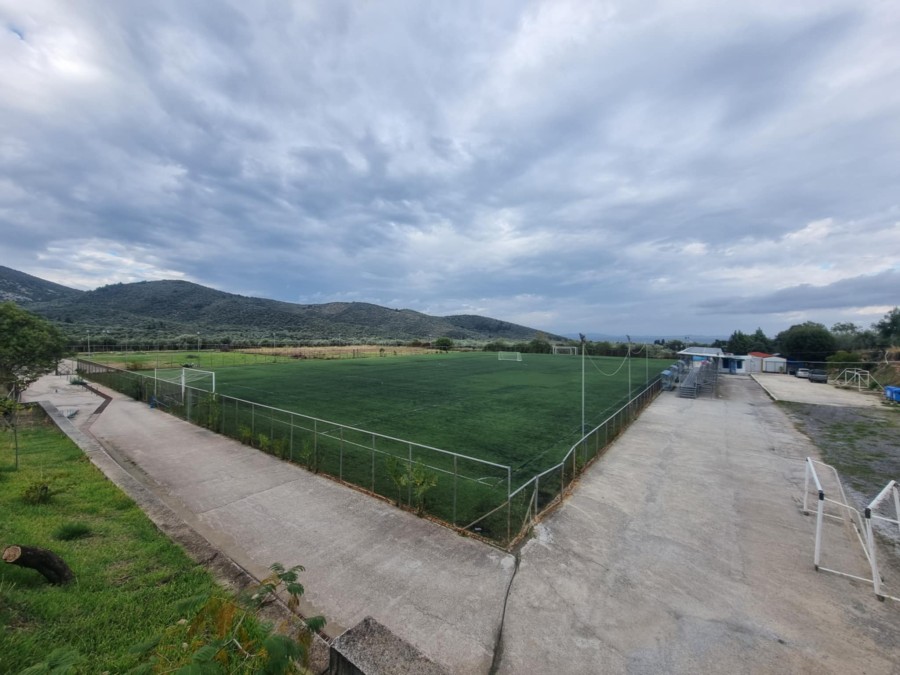 Γήπεδο Θερμής