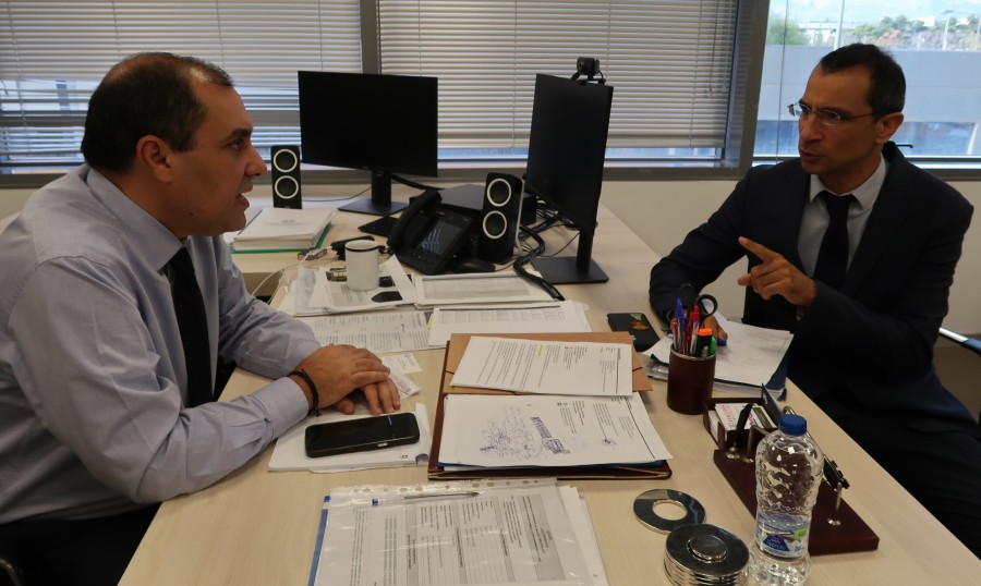 Στο γραφείο του Υφ. Πολιτικής Προστασίας