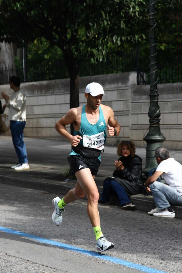 ΣΤΟΝ ΑΣΤΕΡΙΣΜΟ ΤΟΥ ΜΑΡΑΘΩΝΙΟΥ