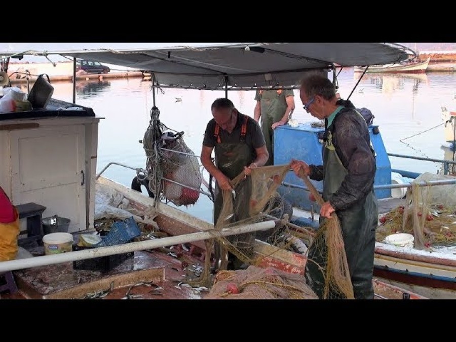 Περιμένοντας την αλλαγή καιρού στον Κόλπο Καλλονής