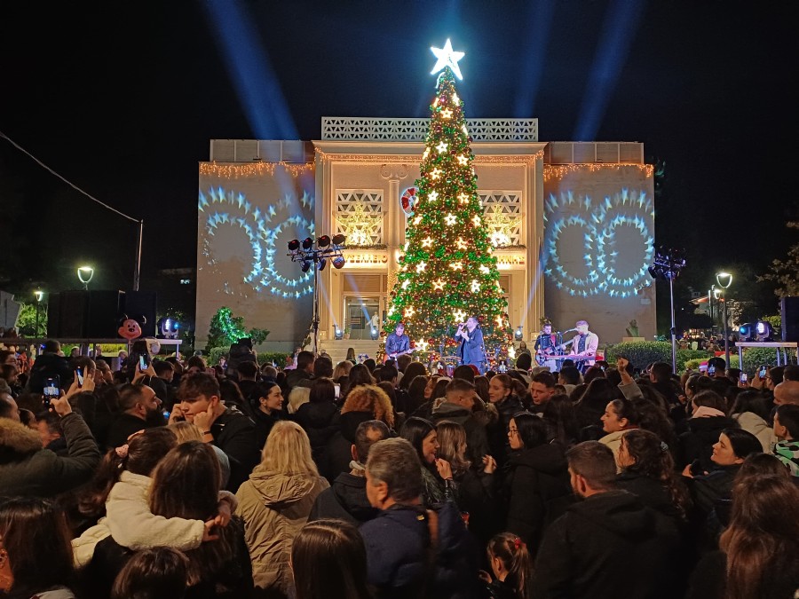 Γιορτινό κλίμα στη Μυτιλήνη