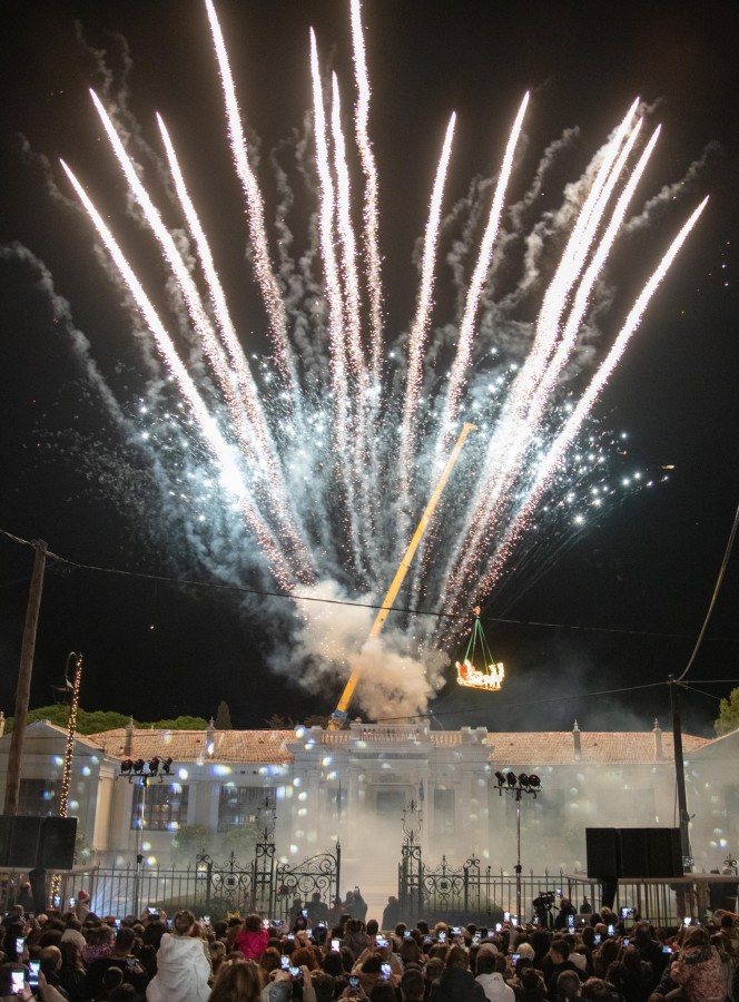 Ο Αϊ Βασίλης έφτασε στην Καλλονή