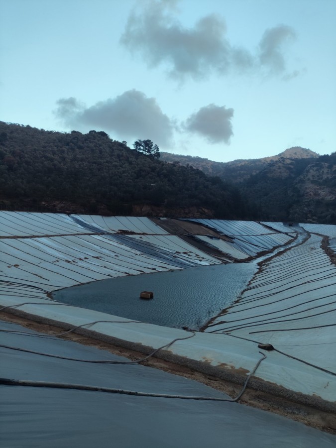 θυελλώδεις άνεμοι 