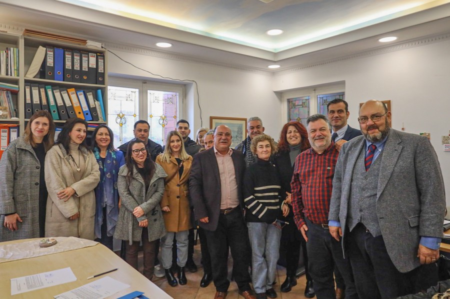 Στο Σύνδεσμο Κ.Π. & Αλληλεγγύης των δύο Δήμων 