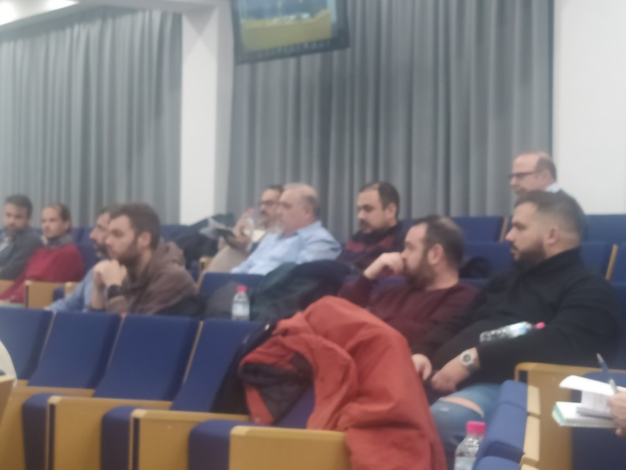 Πέρασε η πρόταση μομφής του Π. Τατάκη