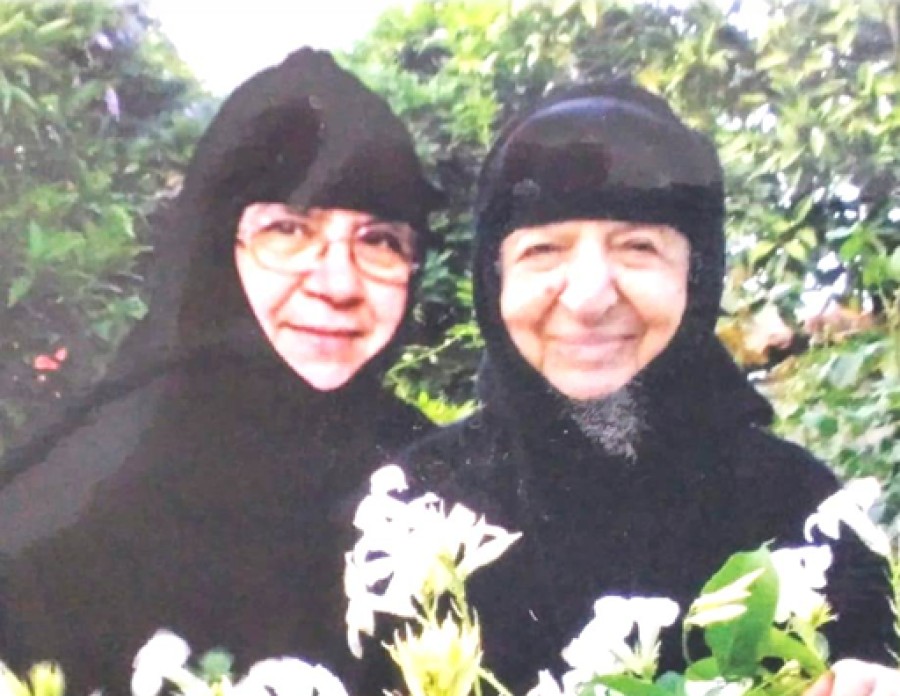 Ευλαβικό αφιέρωμα στη μνήμη της