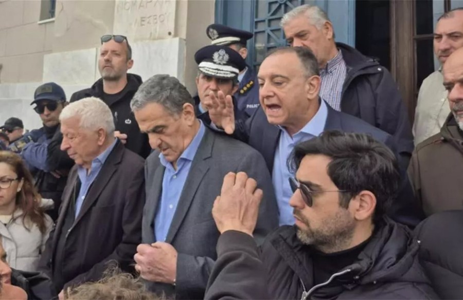 Ο Χρ. Κέλλας στη Βουλή για τον αφθώδη πυρετό στη Λέσβο