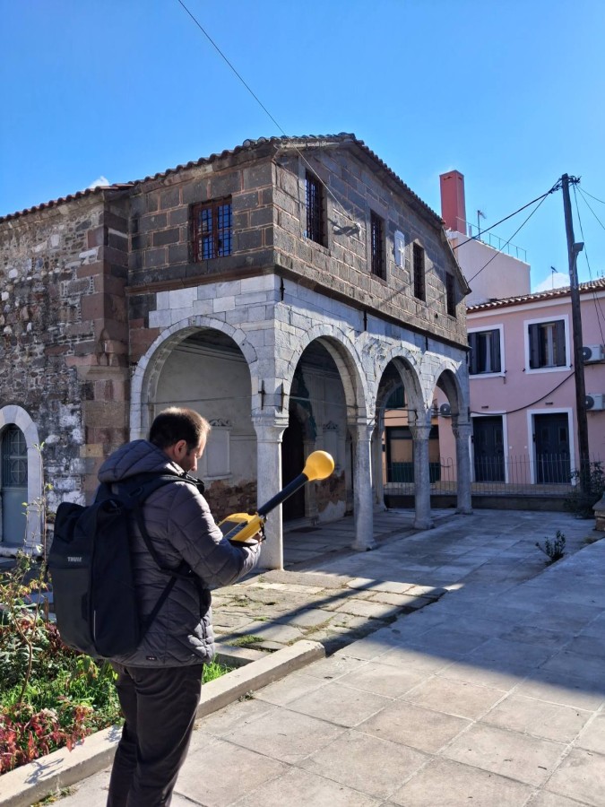 Εγκατεστημένες κεραιοδιατάξεις κινητής τηλεφωνίας στην πόλη