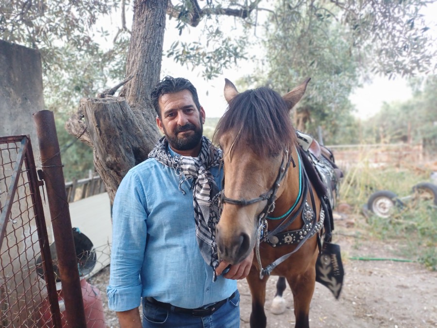 Ο Χρήστος Μανωλάκας στον «Δ» για τα πανηγύρια στη Λέσβο