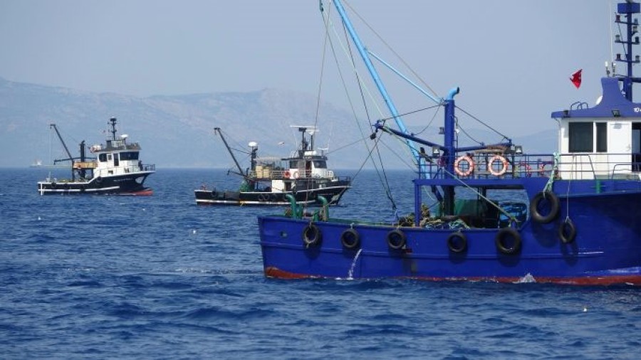 Οι τουρκικές μηχανότρατες στο Αιγαίο