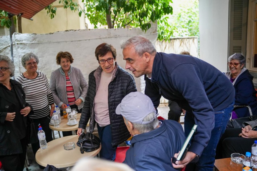 Τους επόμενους μήνες