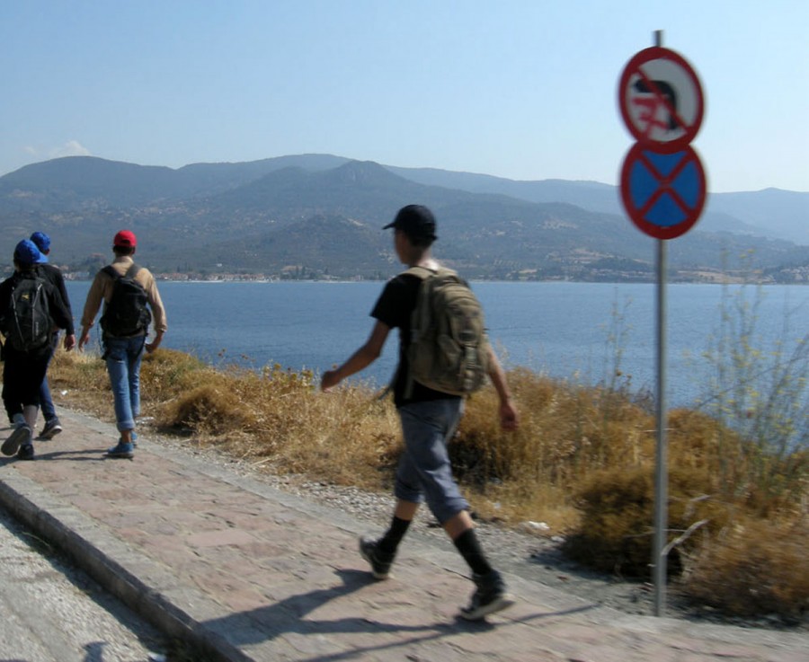 Αντιδράσεις σε Πέτρα & Μήθυμνα (φωτο Μάκης)