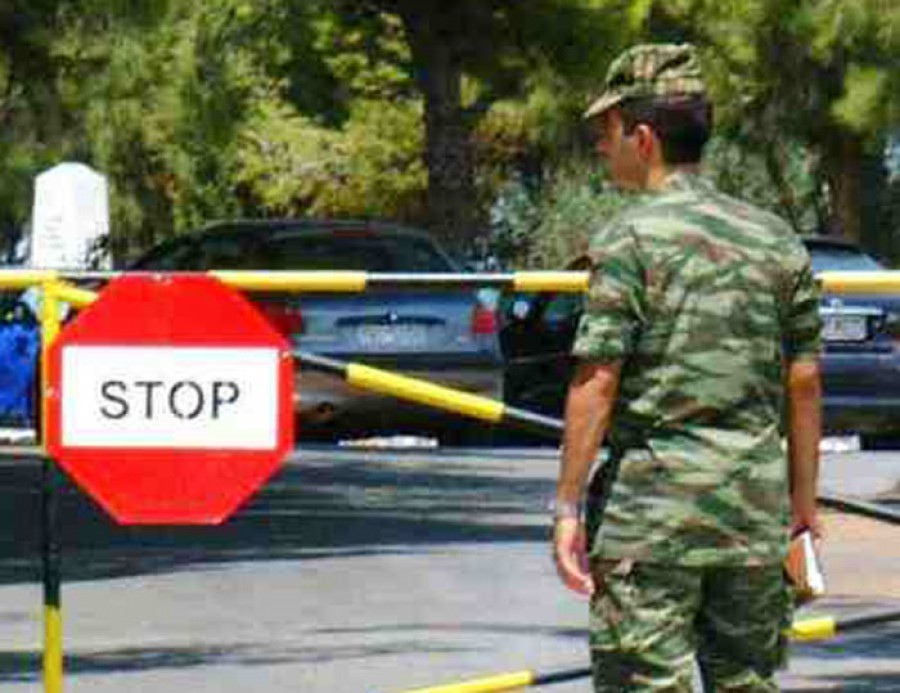 Στρατόπεδο Πέτρας