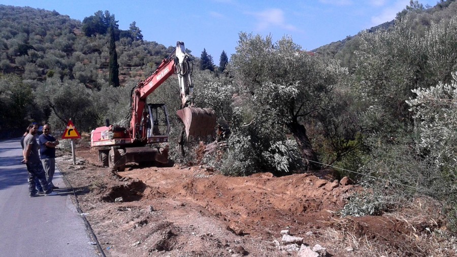 Οδοποιΐα Πλωμαρίου  Παπάδου στη Λαγκάδα