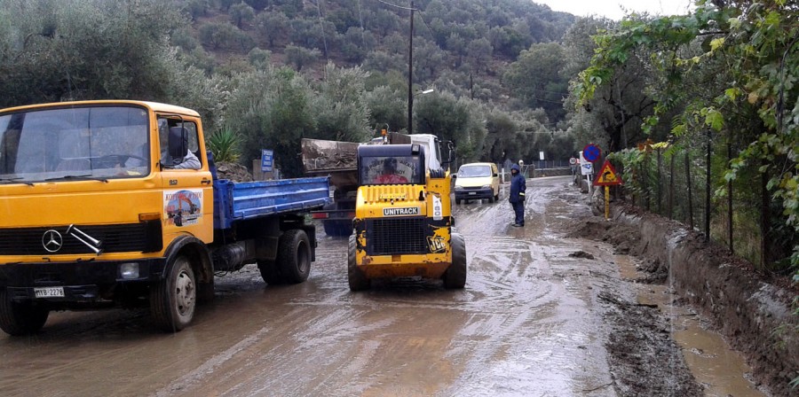 Επεμβάσεις από συνεργεία Περιφέρειας & Δήμου