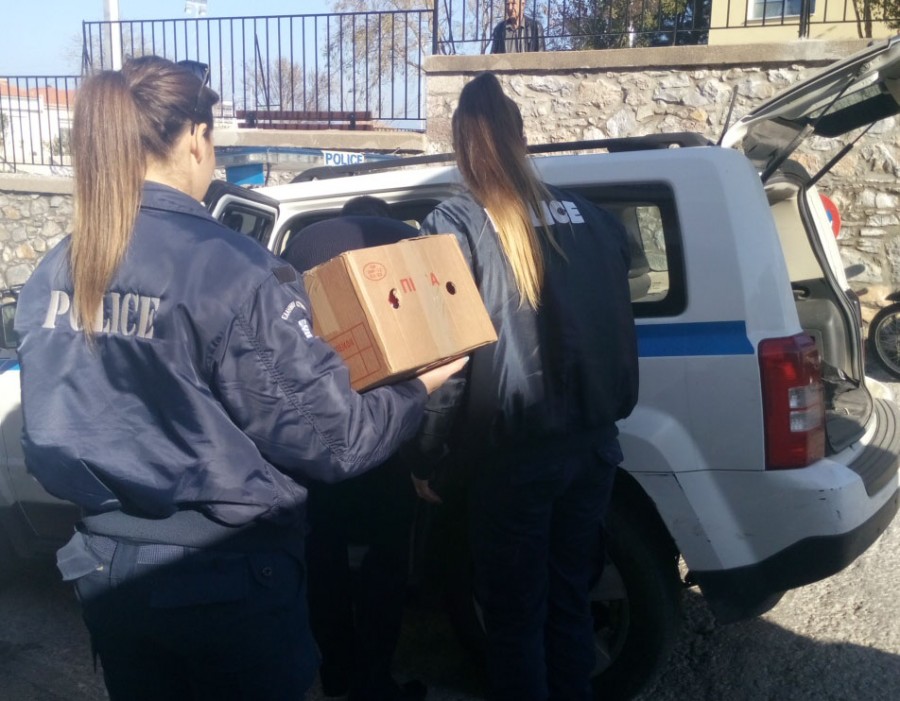 Τα αγαθά συγκεντρώθηκαν κατά βάση από τις συνεισφορές του προσωπικού των Αστυνομικών Υπηρεσιών του Βορείου Αιγαίου 