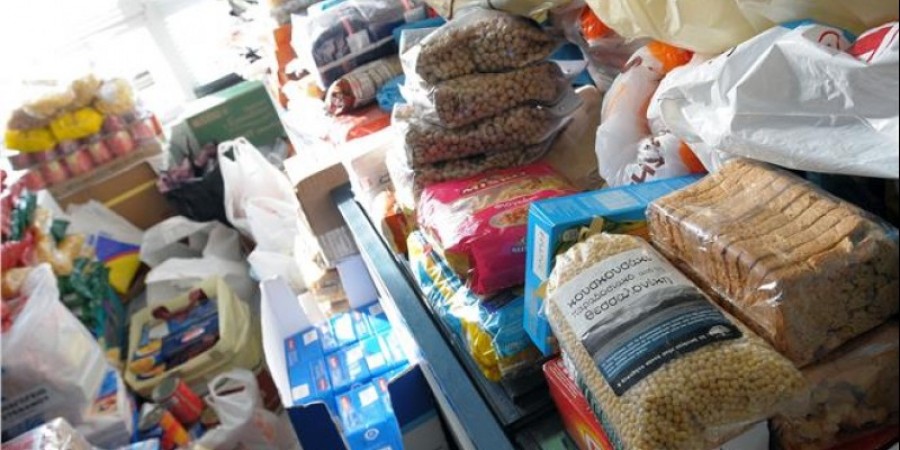 Συγκέντρωση τροφίμων στην είσοδο των Super Market της πόλης μας