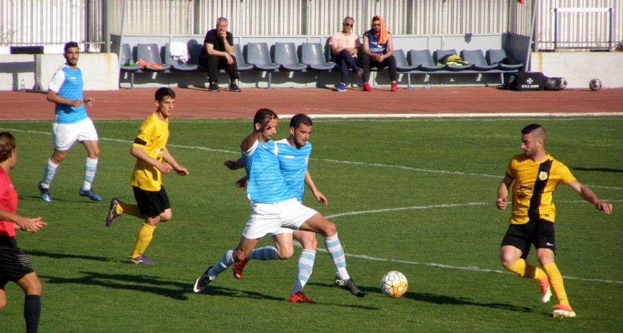 ΤΕΛΕΙΩΝΕΙ ΜΕ ΤΙΣ ΕΠΙΛΟΓΕΣ ΤΟΥ