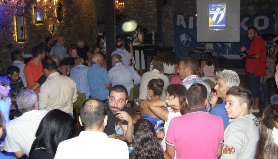 ΓΙΟΡΤΑΣΕ ΤΑ 41 ΧΡΟΝΙΑ ΜΕ ΤΟΥΣ ΦΙΛΟΥΣ ΤΟΥ