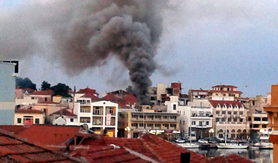 Ένα εγκαταλελειμμένο παλιό σπίτι στην οδό Σαμοθράκης