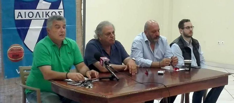 ΣΕ ΤΕΝΤΩΜΕΝΟ ΣΚΟΙΝΙ ΤΟ ΜΕΛΛΟΝ ΤΟΥ   