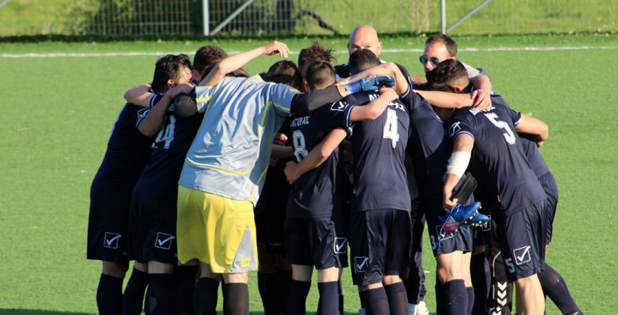 ΠΡΟΣΠΑΘΟΥΝ, ΑΛΛΑ Ο ΧΡΟΝΟΣ ΠΙΕΖΕΙ