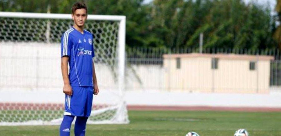 ΠΗΡΕ ΛΑΜΠΡΑΚΗ ΣΤΗΝ ΑΙΧΜΗ ΤΟΥ ΔΟΡΑΤΟΣ  