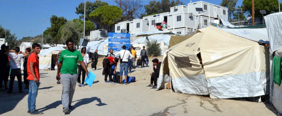 Στον καταυλισμό της Μόριας