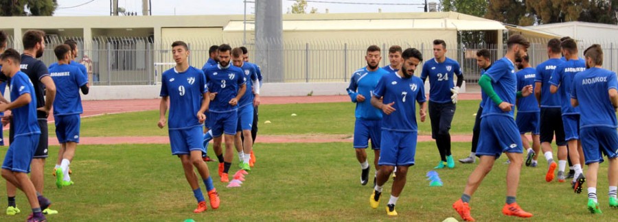 ΚΟΜΒΙΚΟ ΤΟ ΠΑΙΧΝΙΔΙ ΣΤΗΝ ΡΑΦΗΝΑ 