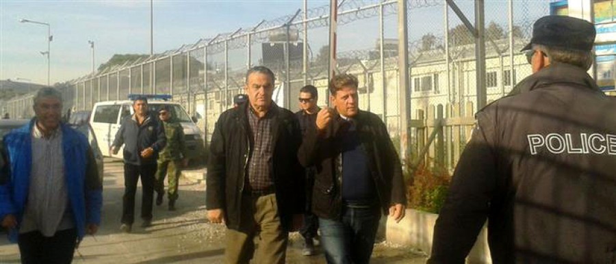 Χ. Αθανασίου & Μ.Βαρβιτσιώτης προς Ι. Μουζάλα