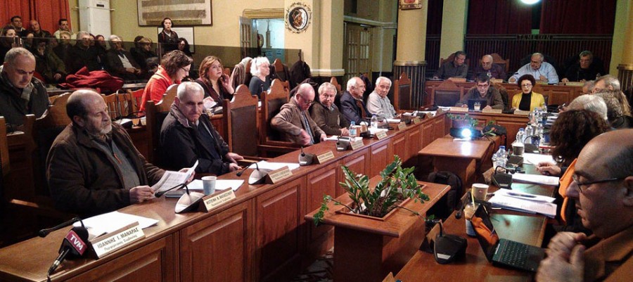 Τριγμοί λόγω αντιπαραθέσεων