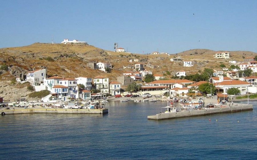 Για την αποκάλυψη του παλαιού οικισμού