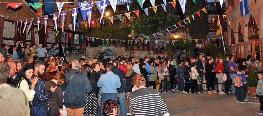 Την Κυριακή των Μυροφόρων στον Μανταμάδο