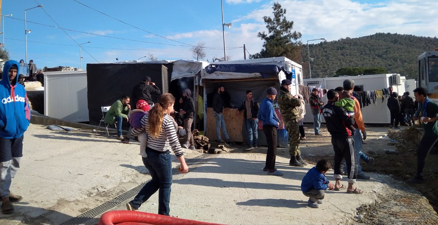 Στον καταυλισμό της Μόριας