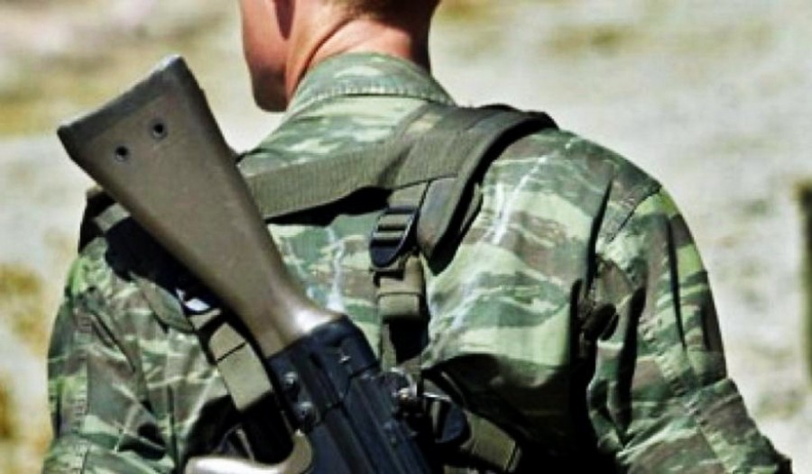 Στο στρατόπεδο