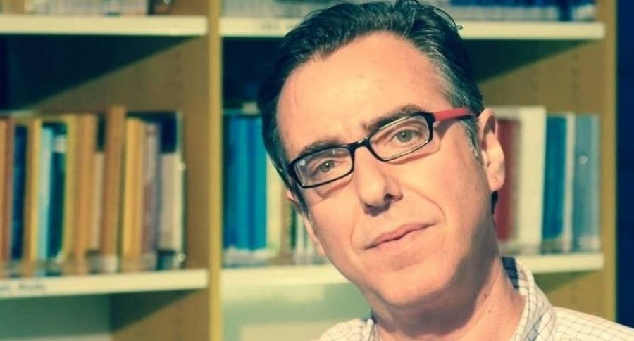 Στην παγκόσμια ψηφιακή διακυβέρνηση   