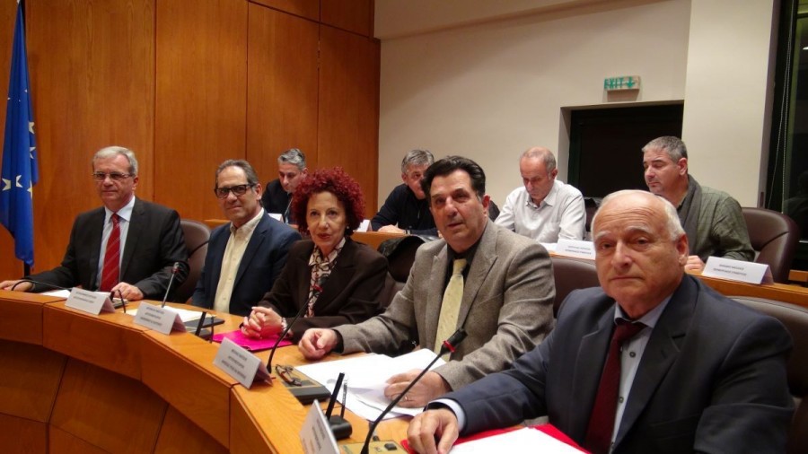 Θυελλώδες Περιφερειακό Συμβούλιο στη Χίο για τα κλειστά κέντρα   